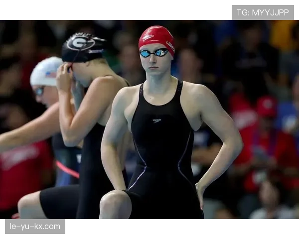 凯蒂·莱德基训练完吃一顿饭的钱够我吃一个月